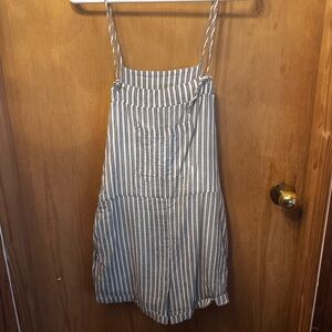 Cupshe Striped Women's Shorts - Black and White